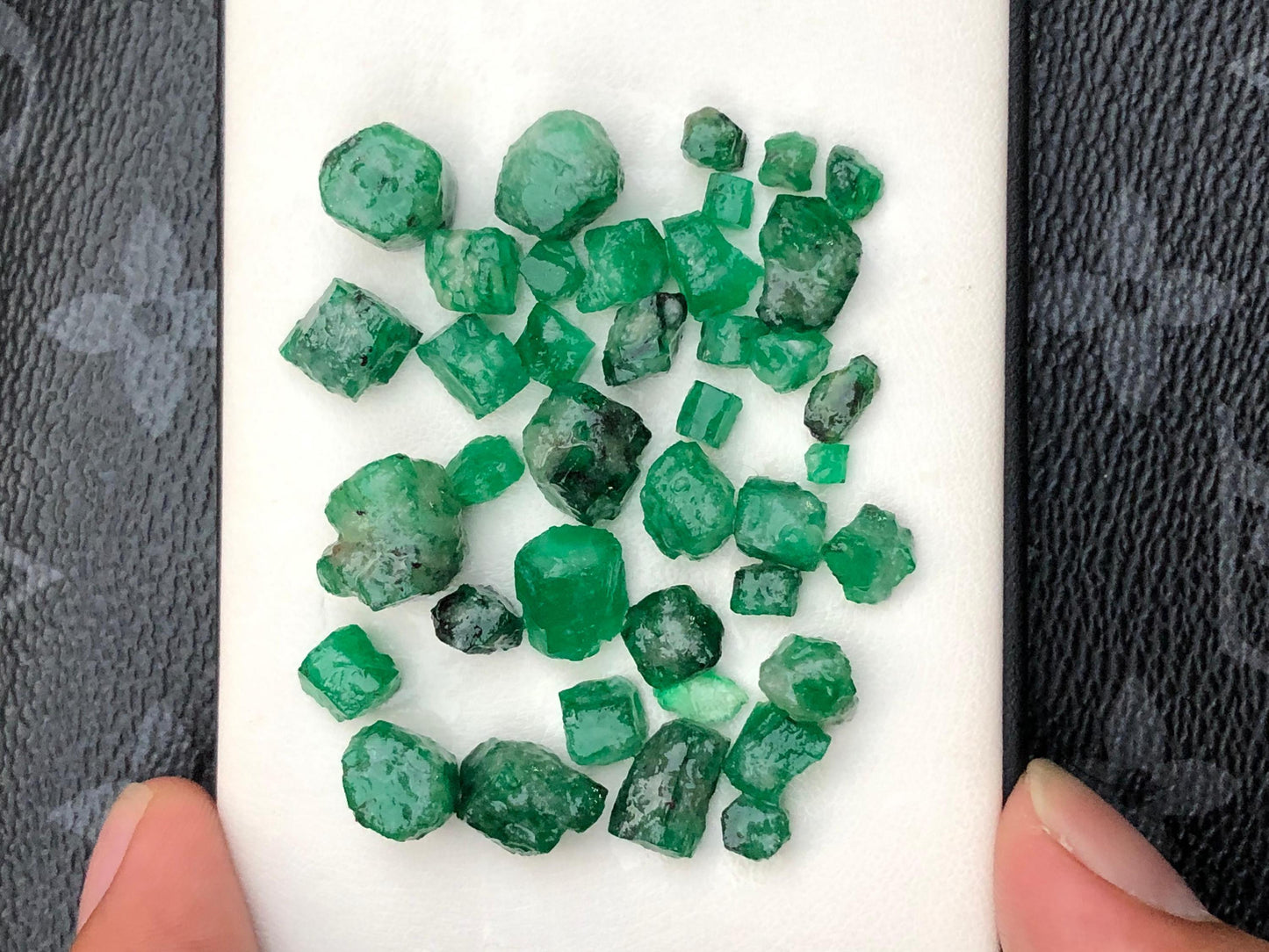 Natural Emerald Rough Lot  Swat Emerald Crystals  Raw Green Gemstone Parcel for Jewelry  Collectors